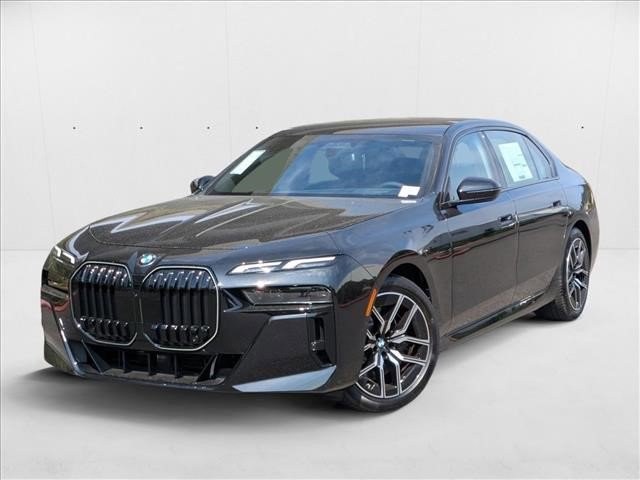 Used 2025 BMW 740i xDrive image 1