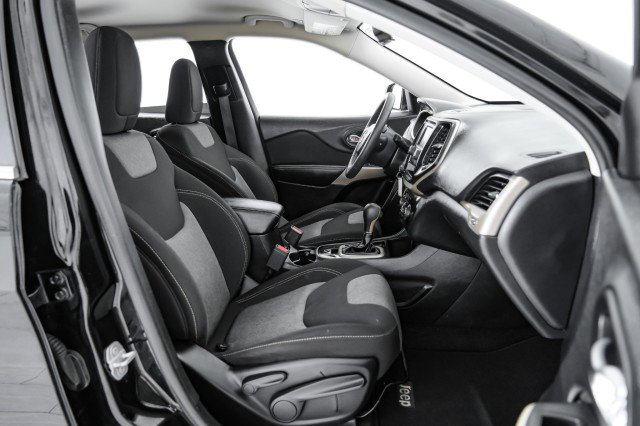 Used 2018 Jeep Cherokee Latitude image 29