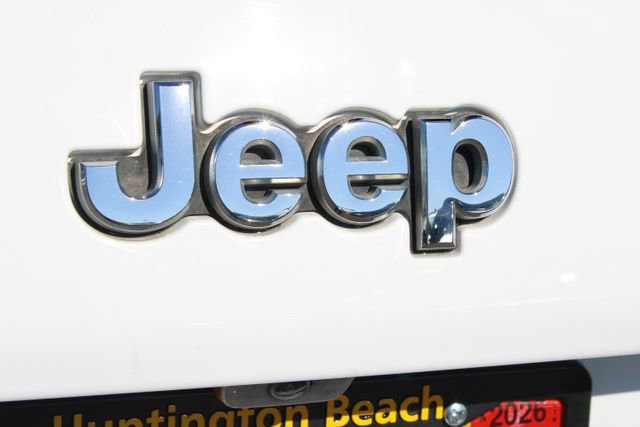Used 2019 Jeep Cherokee Latitude w/ Popular Appearance Group image 7