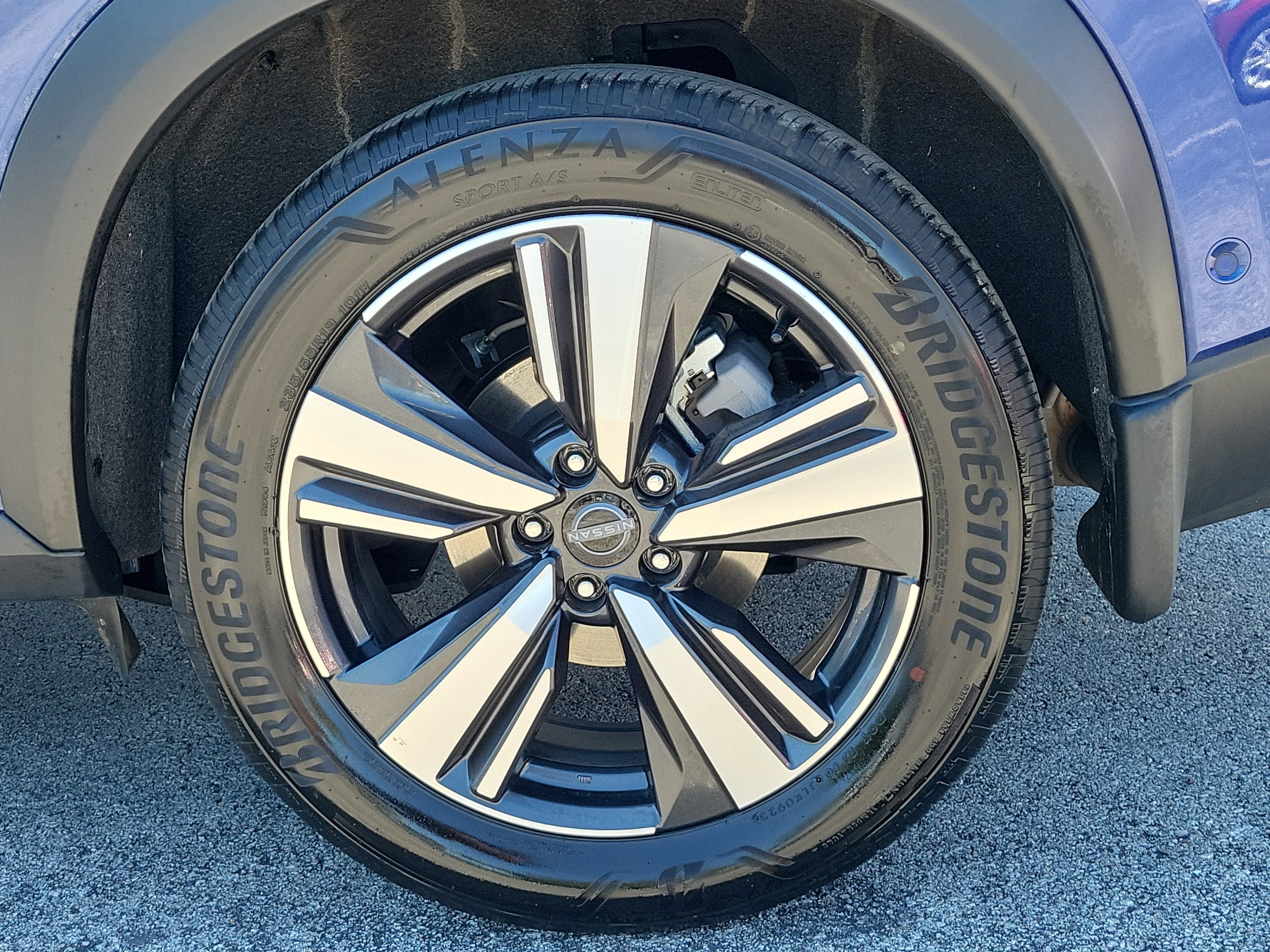 Certified 2023 Nissan Rogue SL w/ SL Premium Package image 7