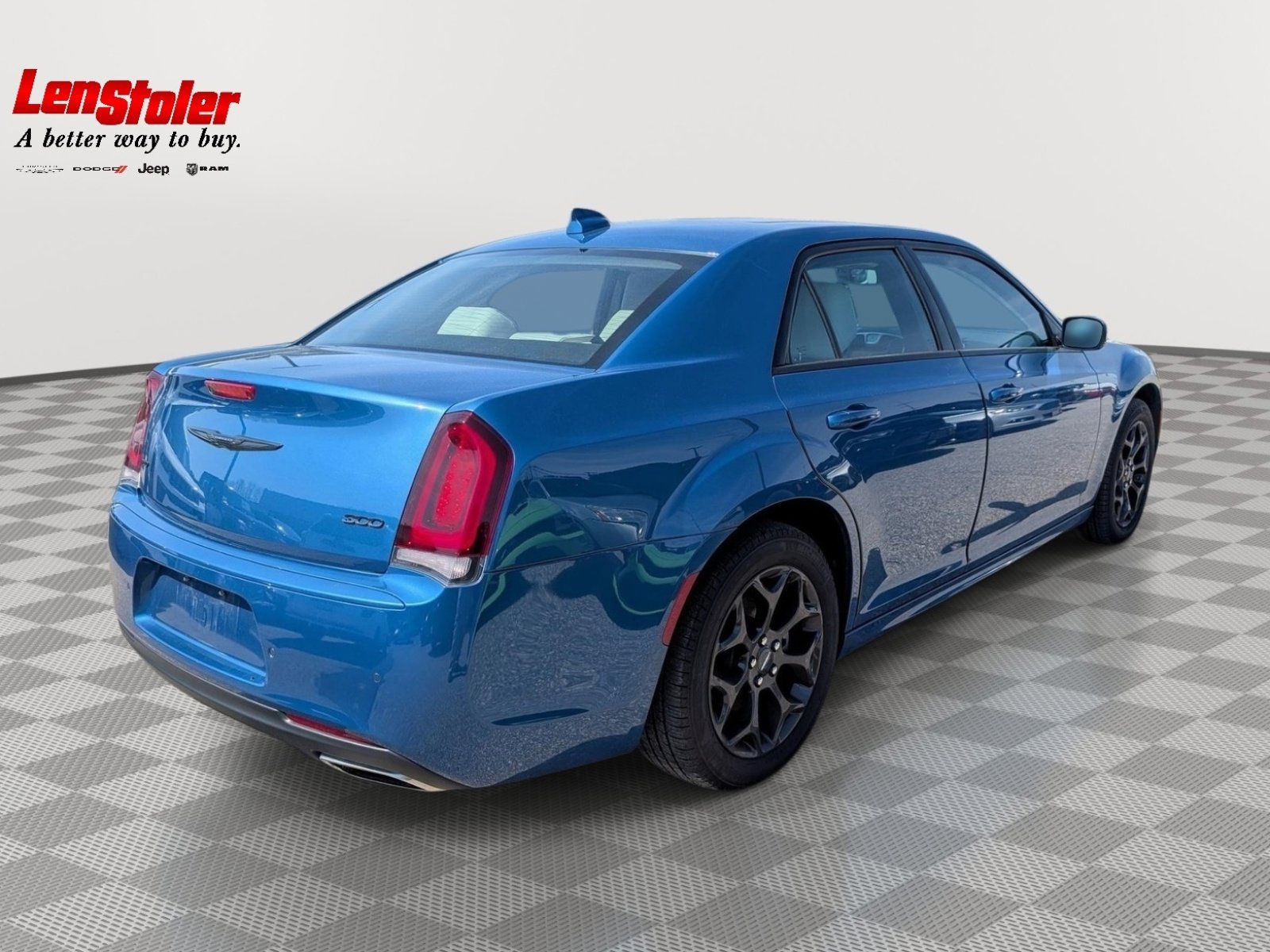 Used 2023 Chrysler 300 Touring L w/ Popular Equipment Group image 5