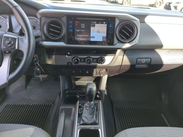 Used 2017 Toyota Tacoma SR5 w/ Tow Package image 23