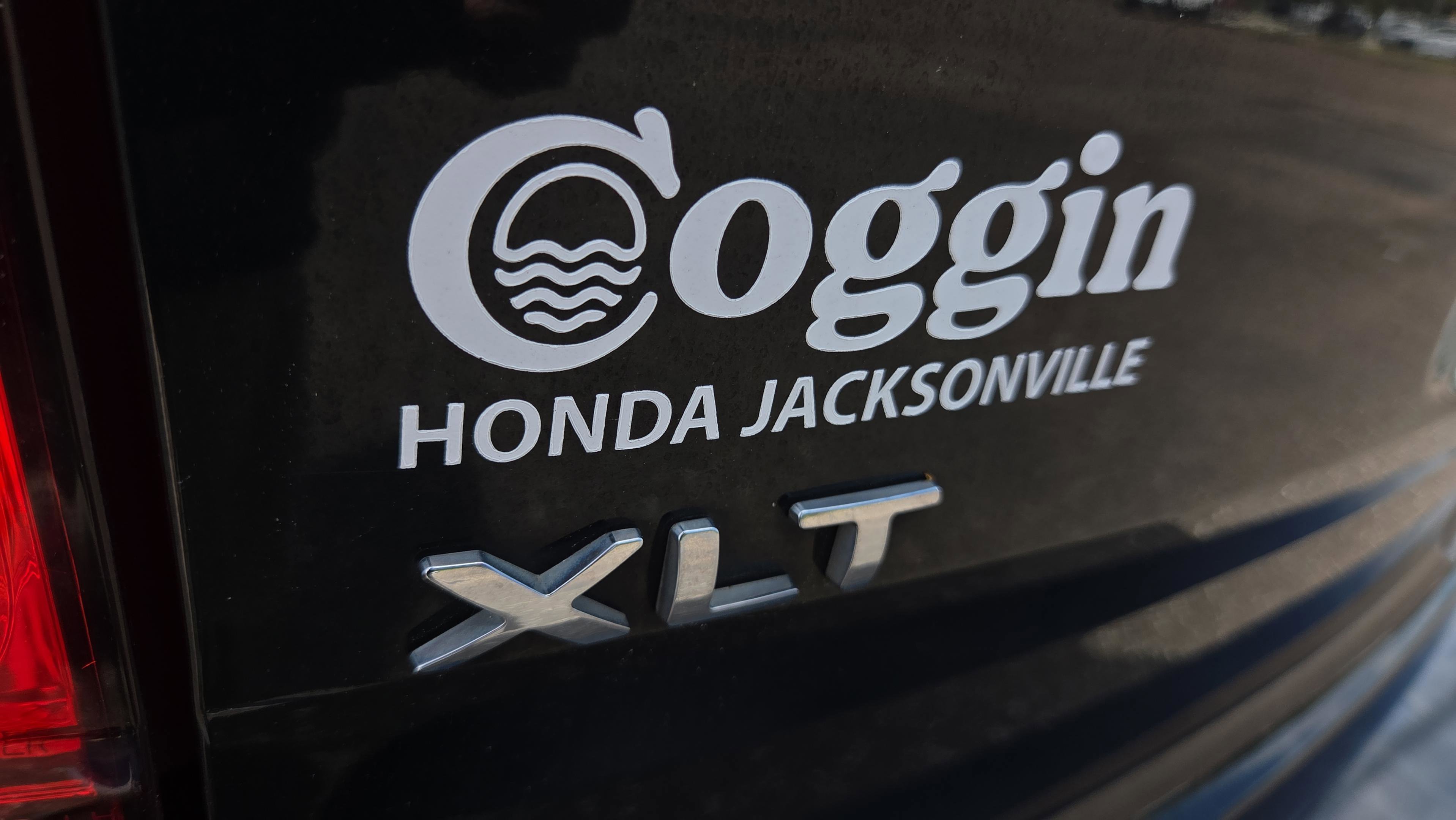 Used 2014 Ford Explorer XLT w/ Equipment Group 202A image 18