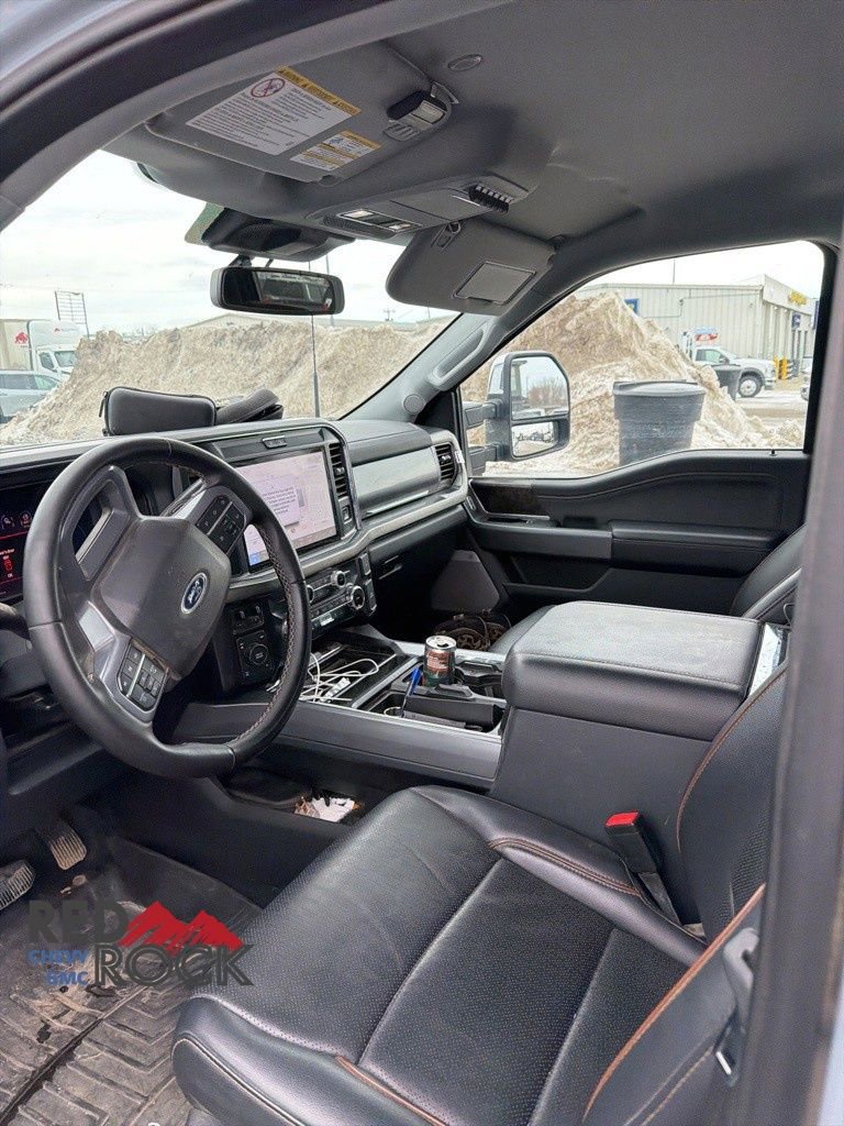 Used 2025 Ford F350 Lariat w/ Chrome Package image 34