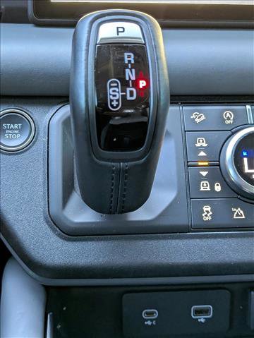 Used 2024 Land Rover Defender 110 X-Dynamic SE image 14