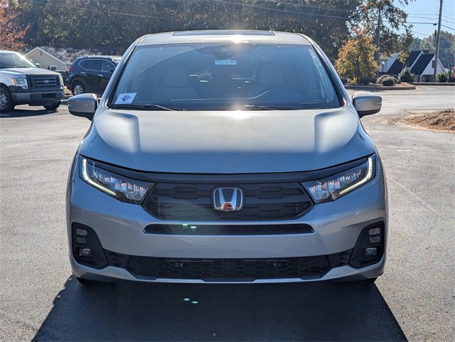 New 2026 Honda Odyssey Touring image 2