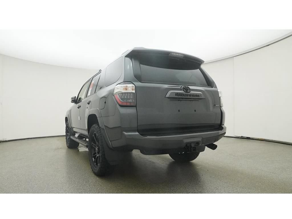 New 2023 Toyota 4Runner SR5 Premium w/ Moonroof Package AWD/4WD image 22