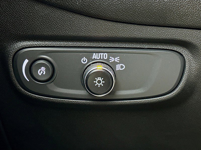 Used 2022 Chevrolet Equinox LT image 10