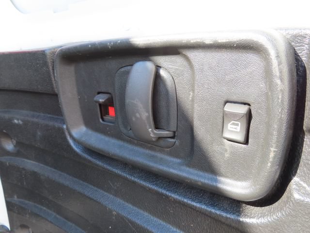 Used 2019 Chevrolet Express 2500 RWD image 11