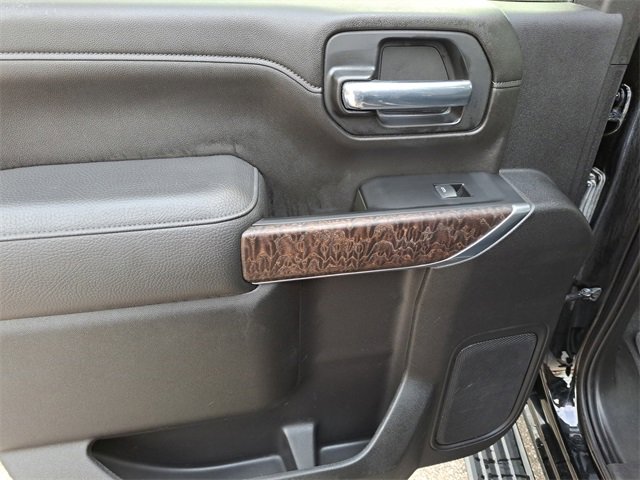 Used 2022 GMC Sierra 2500 Denali w/ Denali Ultimate Package image 17