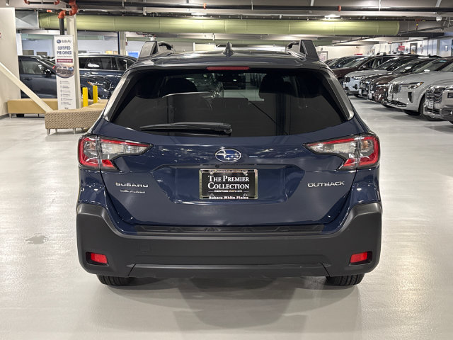 Certified 2024 Subaru Outback Premium AWD/4WD image 3
