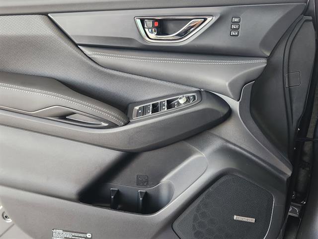New 2025 Subaru Ascent Limited image 17