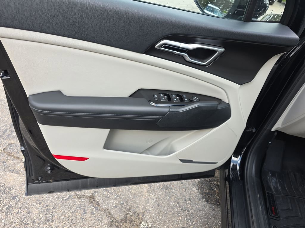 Used 2023 Kia Sportage EX AWD/4WD image 10
