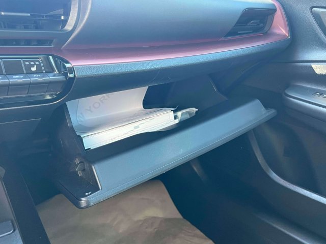 Certified 2024 Toyota Prius Prime FWD image 33