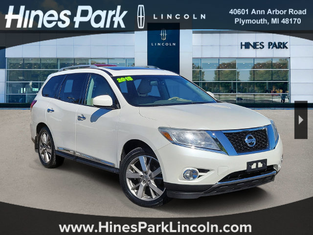 Used 2015 Nissan Pathfinder Platinum w/ Cargo Package FWD image 1