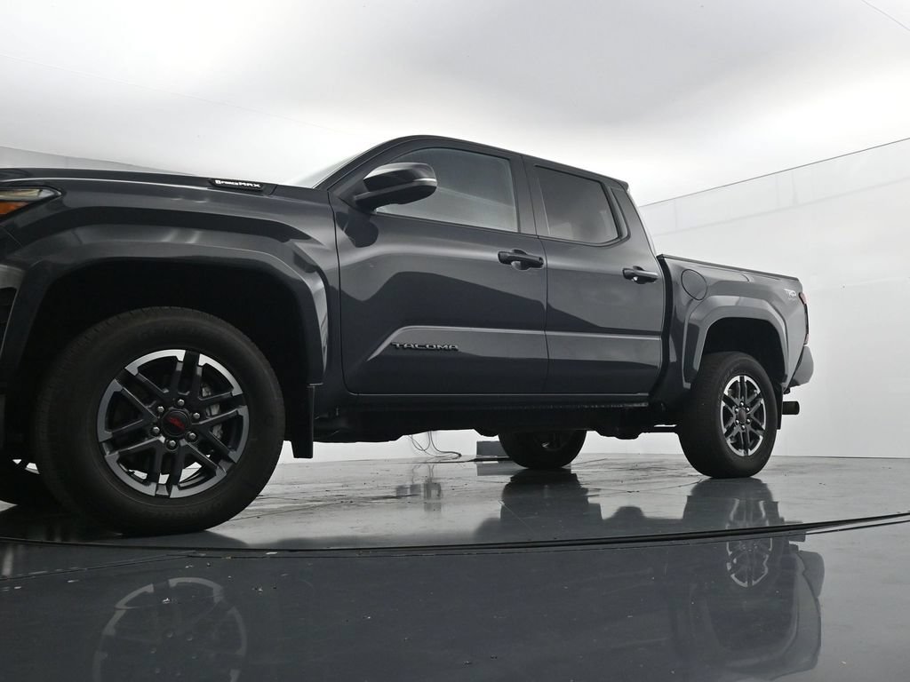Used 2024 Toyota Tacoma TRD Sport w/ TRD Sport Upgrade Package AWD/4WD image 34
