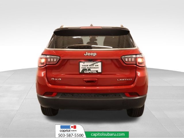 Used 2025 Jeep Compass Limited AWD/4WD image 3