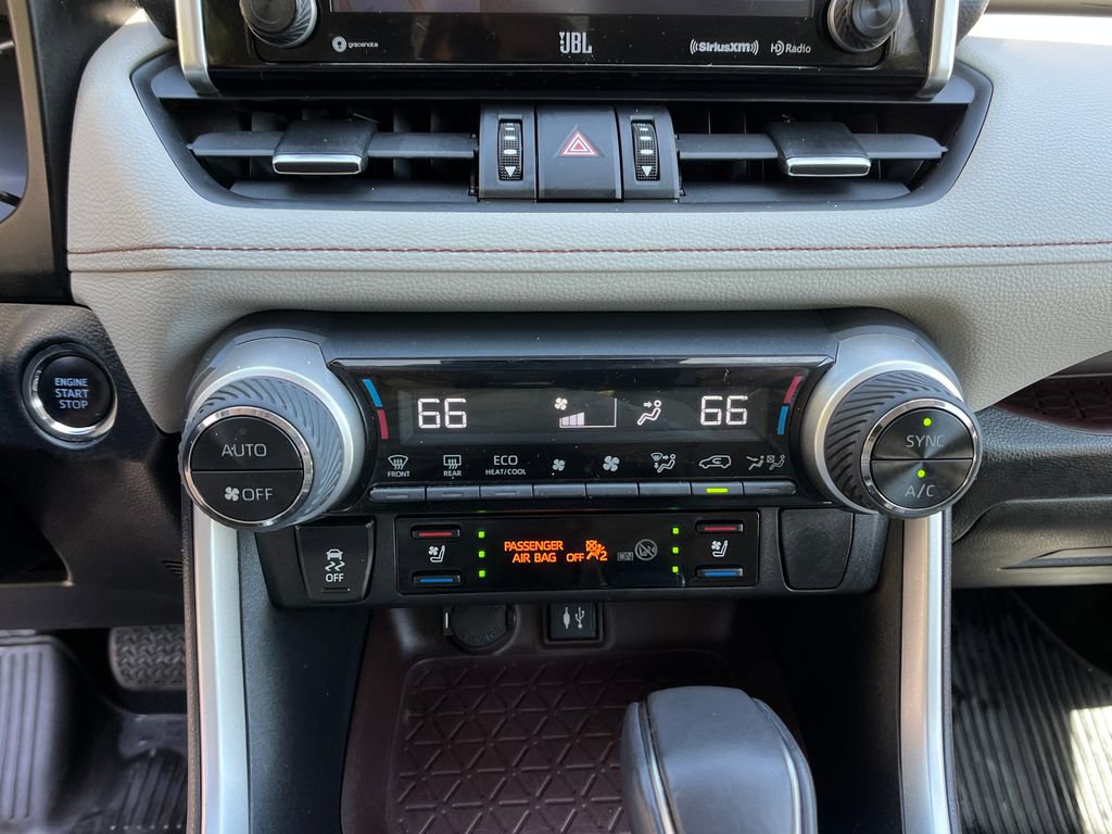 Used 2019 Toyota RAV4 Limited w/ Cold Weather Package AWD/4WD image 17