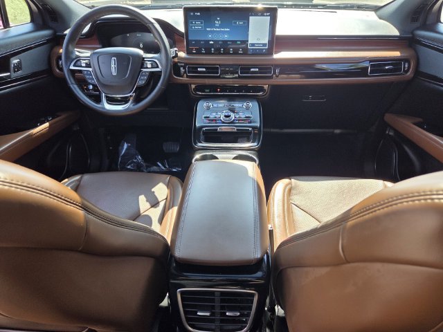 Used 2022 Lincoln Nautilus Reserve FWD image 15