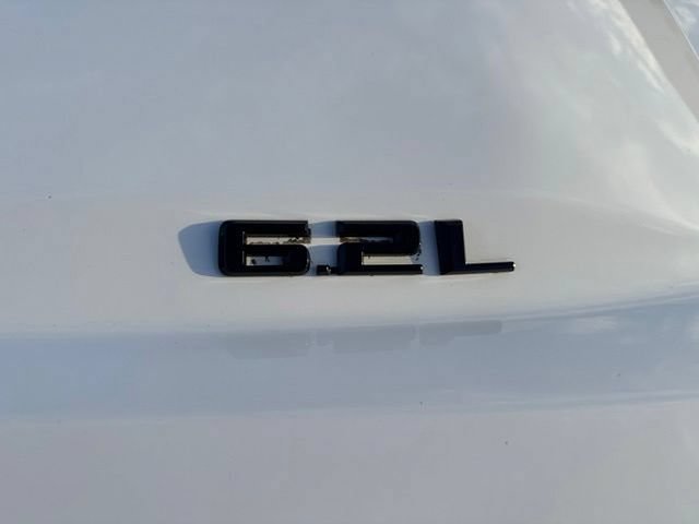 Used 2025 Chevrolet Silverado 1500 RST AWD/4WD image 9