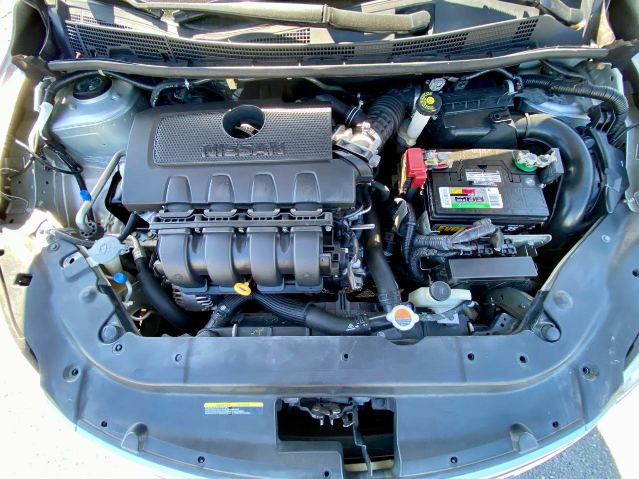 Used 2015 Nissan Sentra SR FWD image 19