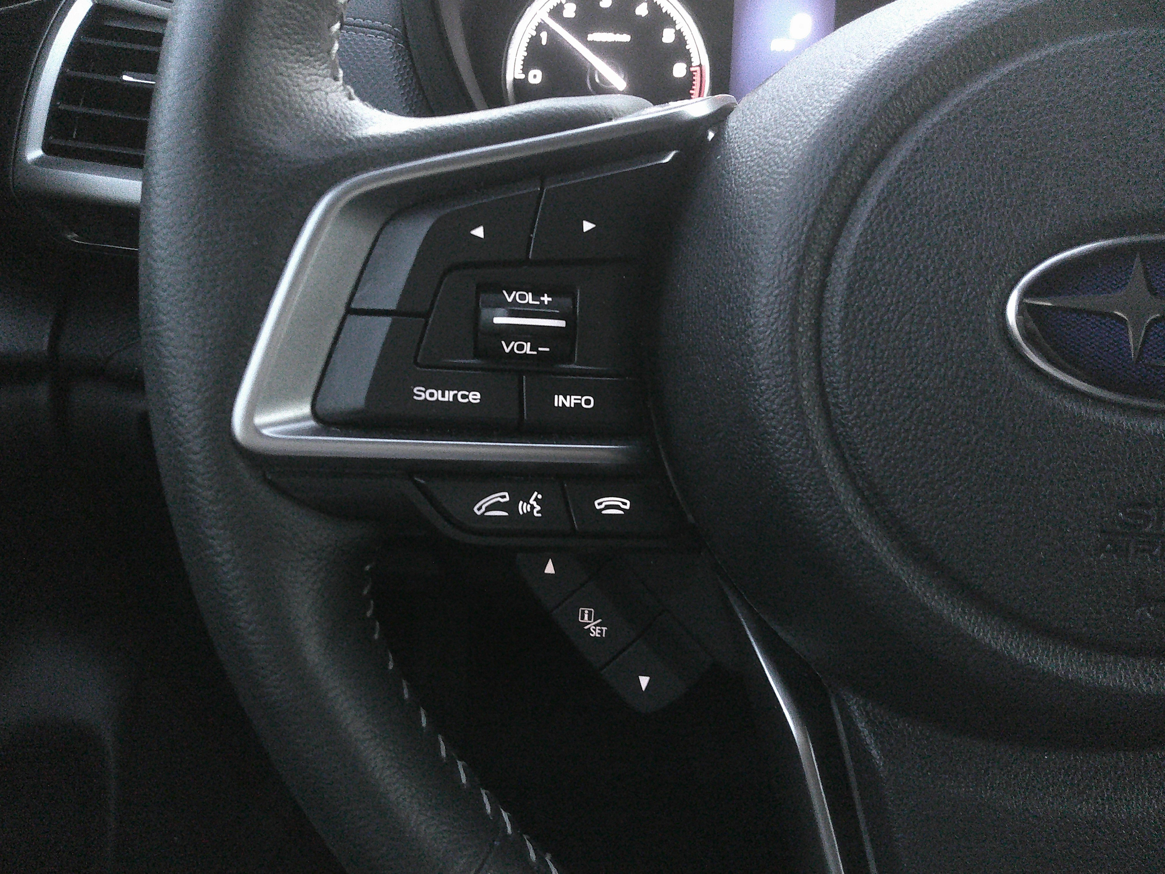 Used 2023 Subaru Forester Touring w/ Popular Package #2 image 20