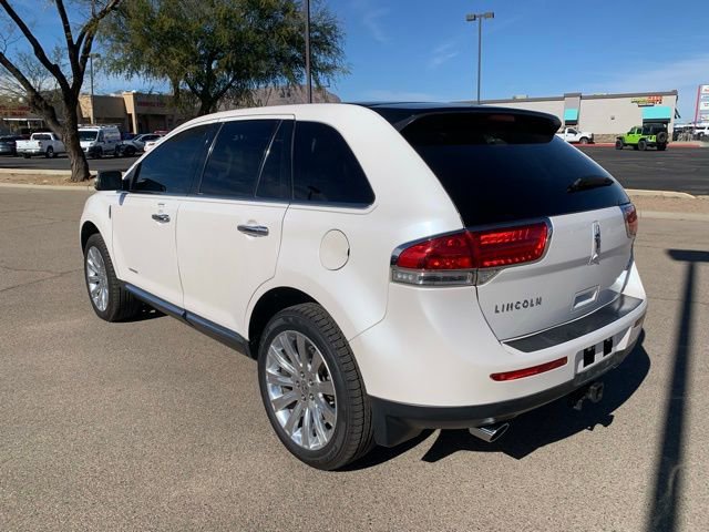 Used 2012 Lincoln MKX FWD image 9