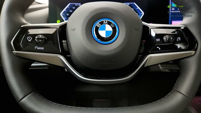Used 2025 BMW i5 eDrive40i RWD image 60