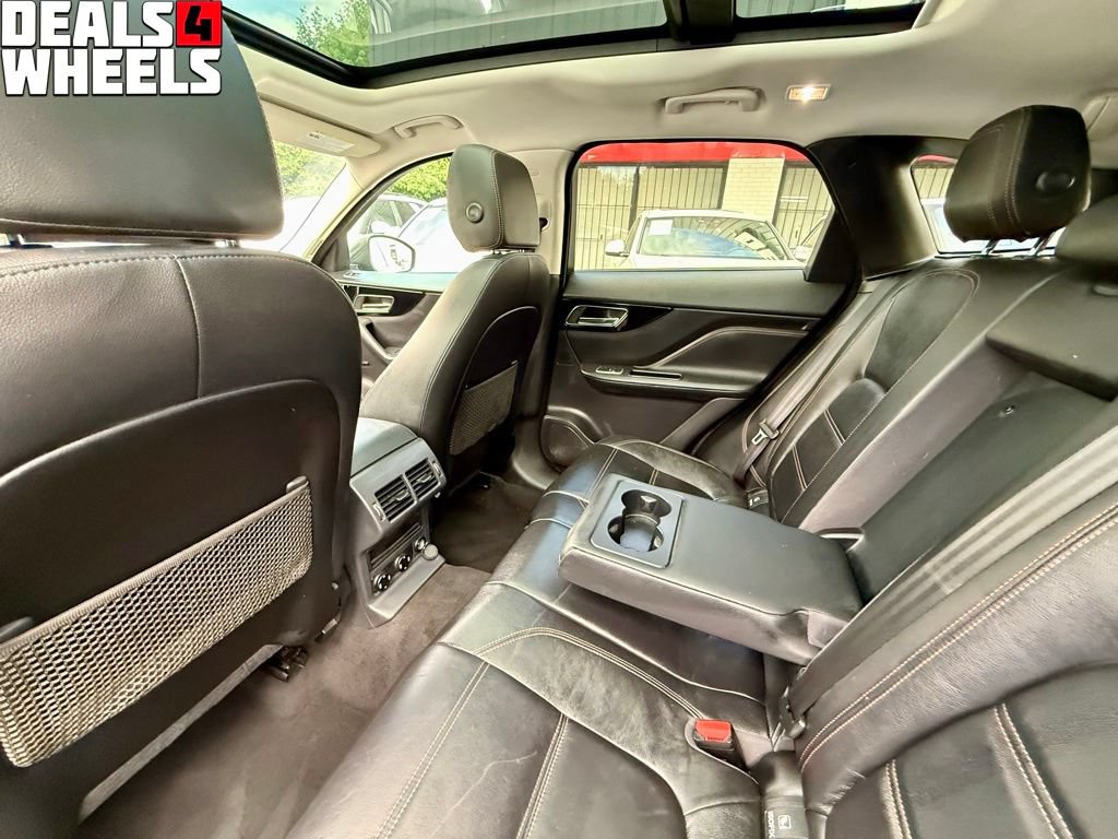 Used 2018 Jaguar F-PACE Prestige AWD/4WD image 36