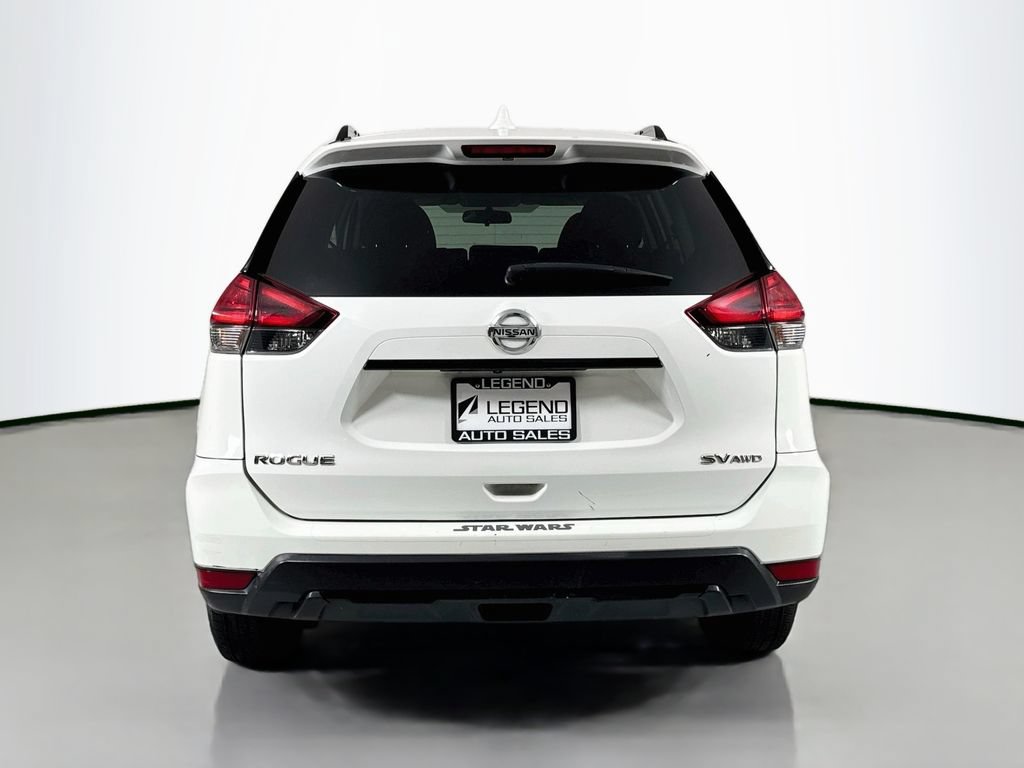 Used 2017 Nissan Rogue SV AWD/4WD image 6