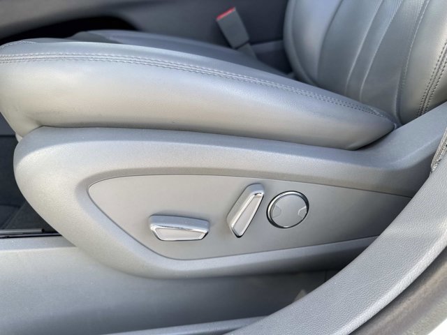 Certified 2021 Lincoln Nautilus Reserve w/ Equipment Group 201A image 15