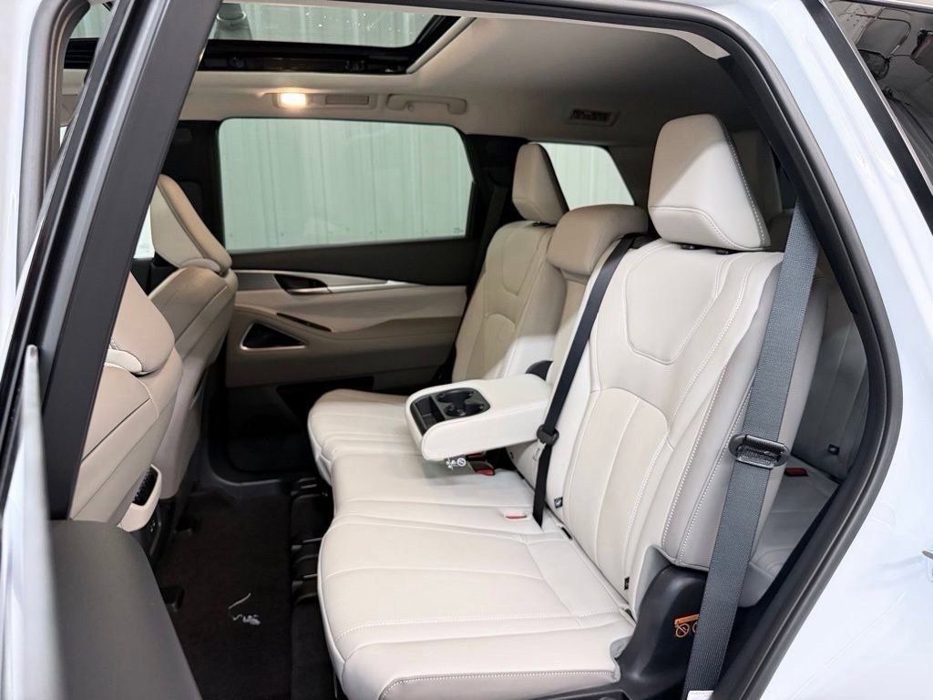 New 2027 INFINITI QX60 Luxe w/ Cargo Package FWD image 30