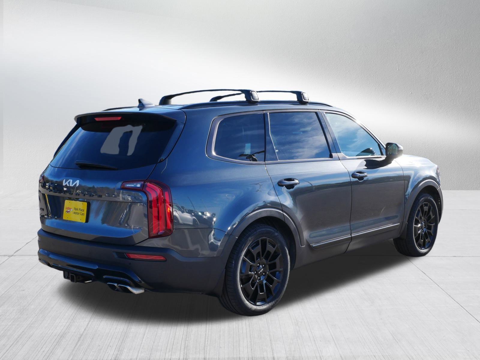 Used 2022 Kia Telluride SX w/ SX Prestige Package image 7