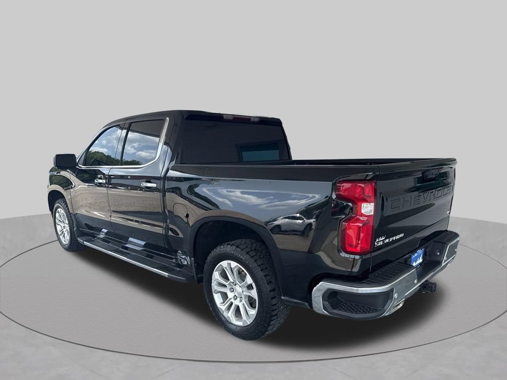 Used 2024 Chevrolet Silverado 1500 LTZ w/ Z71 Off-Road Package AWD/4WD image 4
