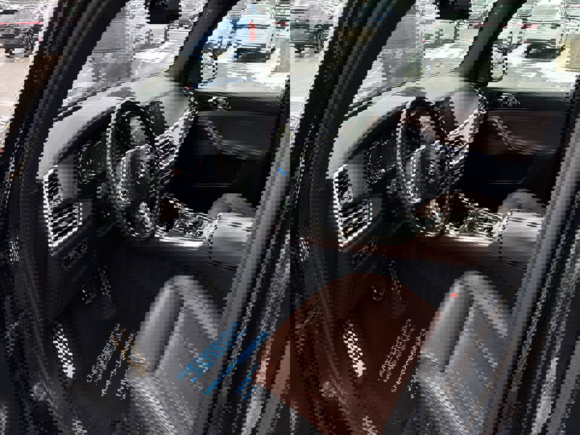 Used 2022 BMW X5 M50i w/ Executive Package image 10