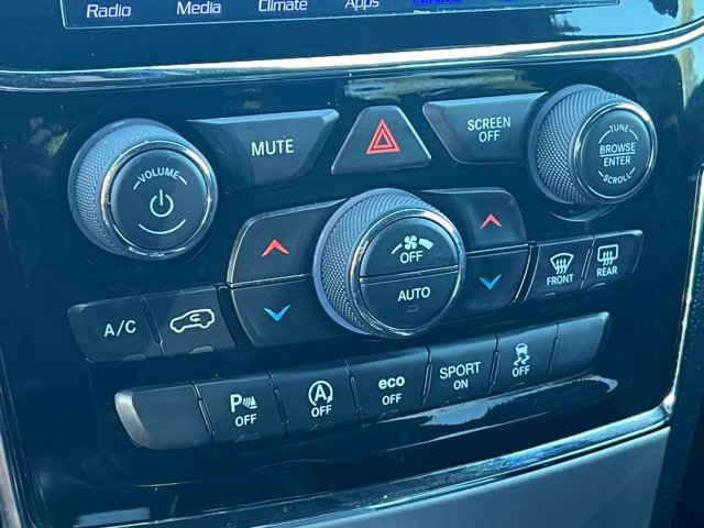 Used 2019 Jeep Grand Cherokee Altitude AWD/4WD image 34