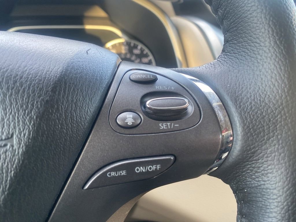 Used 2024 Nissan Murano SV image 18