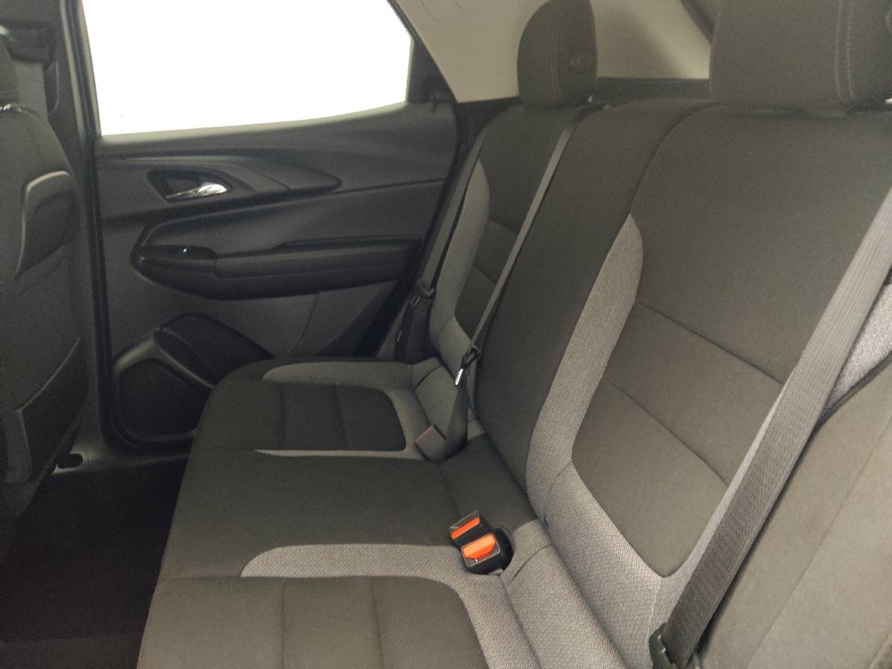 Used 2025 Chevrolet TrailBlazer LT AWD/4WD image 18