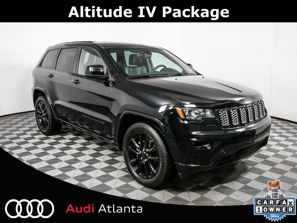 Used 2018 Jeep Grand Cherokee Altitude RWD image 1