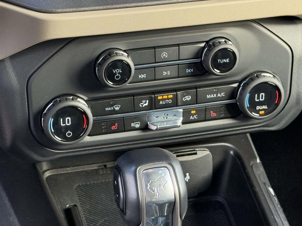 Used 2025 Ford Bronco Big Bend image 18