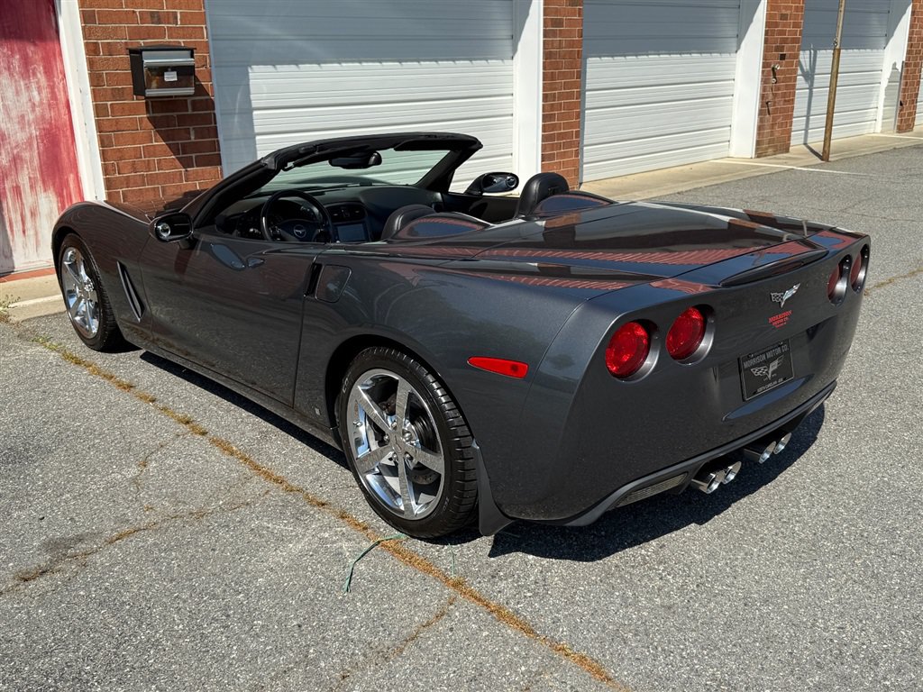 Used 2009 Chevrolet Corvette Convertible w/ Preferred Equipment Group RWD image 24