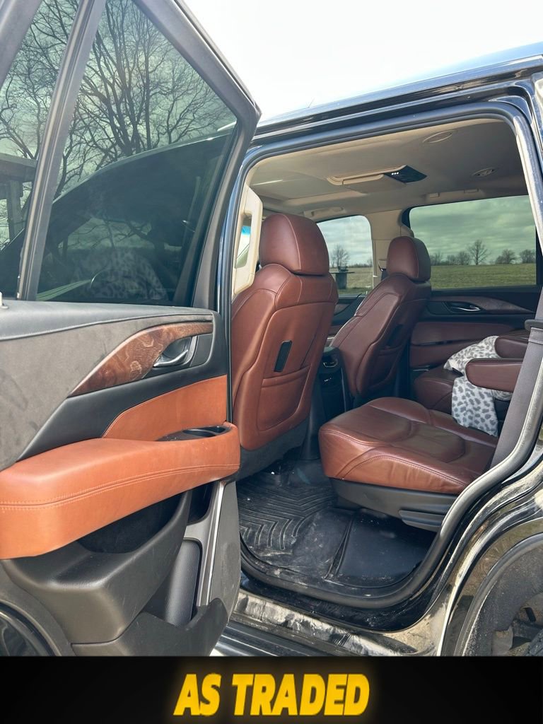 Used 2015 Cadillac Escalade Premium image 5