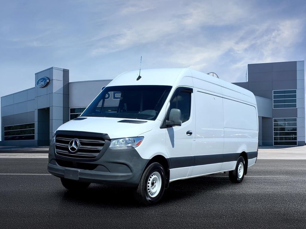 Used 2020 Mercedes-Benz Sprinter 2500 image 1