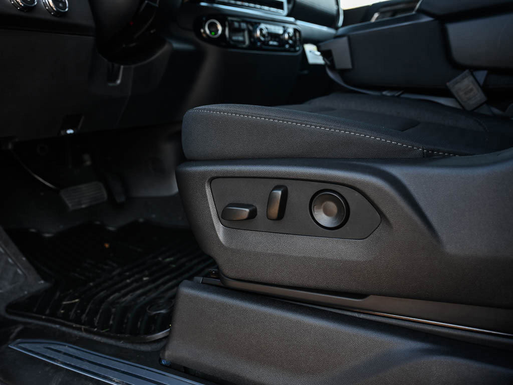 New 2026 GMC Sierra 1500 Elevation image 16