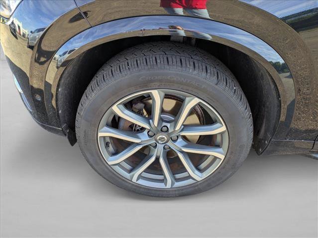Used 2017 Volvo XC90 T6 Momentum w/ Vision Package AWD/4WD image 10