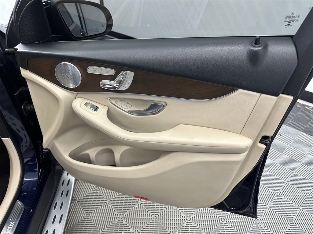 Used 2019 Mercedes-Benz GLC 300 GLC 300 Coupe image 15