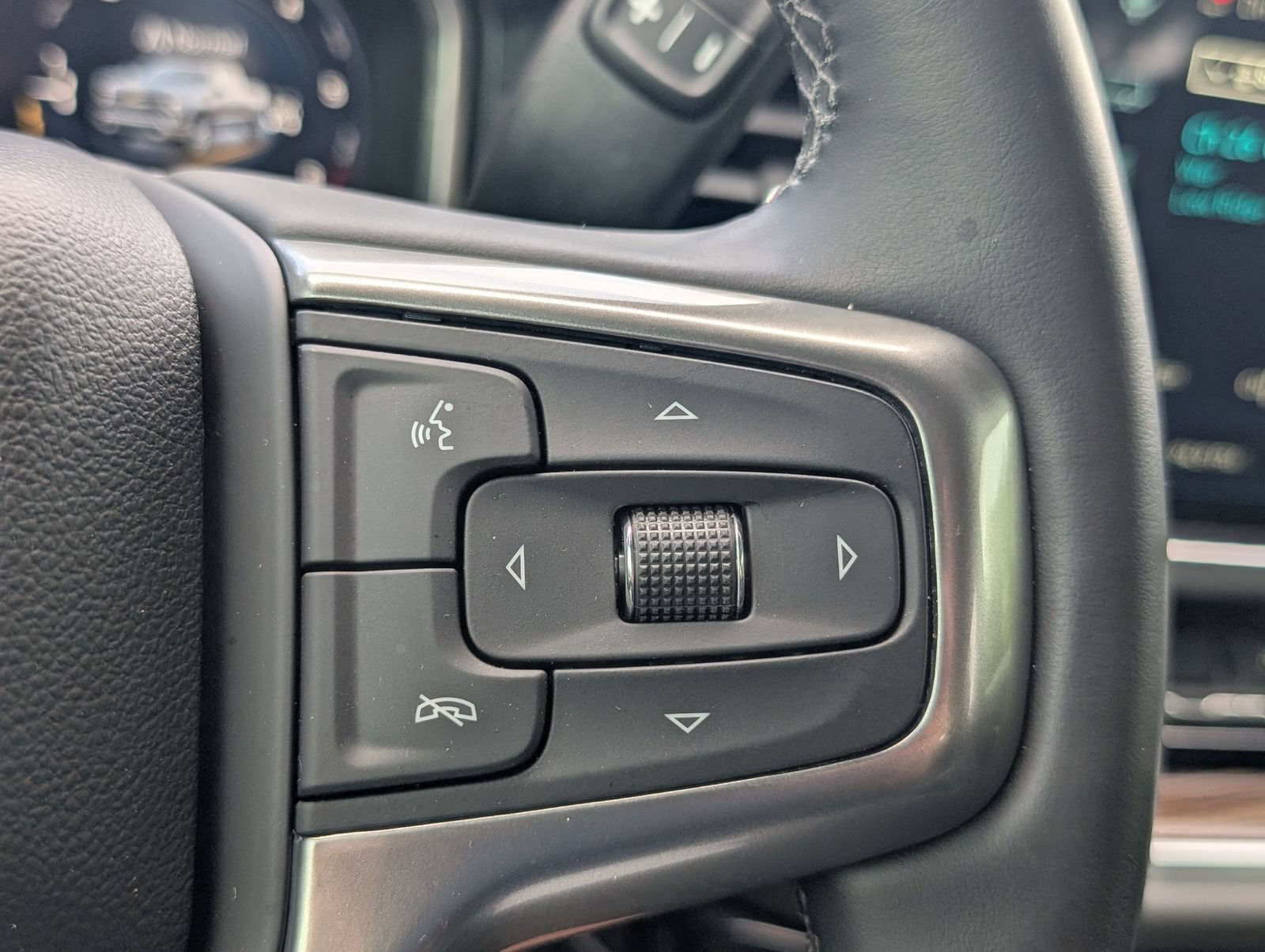Used 2026 Chevrolet Silverado 1500 LT AWD/4WD image 24