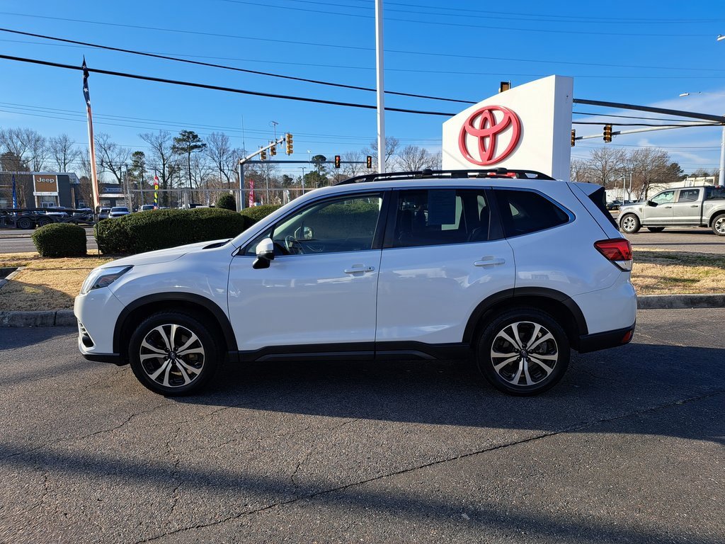 Used 2023 Subaru Forester Limited image 12