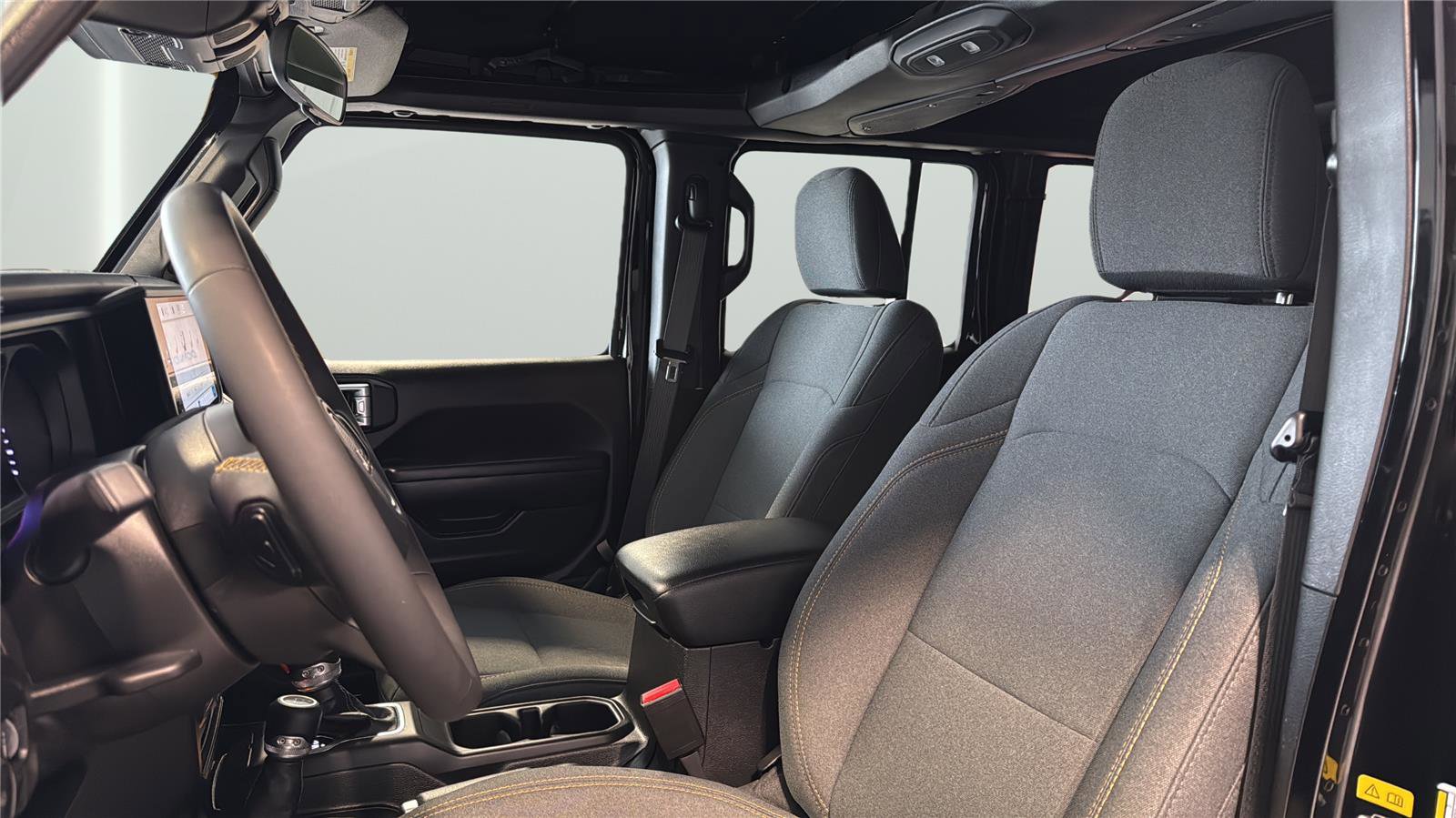 Used 2024 Jeep Wrangler Sport S image 10