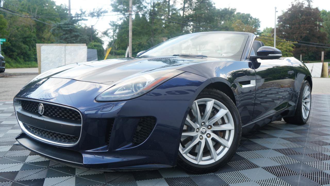 Used 2014 Jaguar F-TYPE Convertible RWD image 33